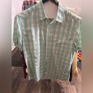 SIMMS men’s short sleeve button up shirt